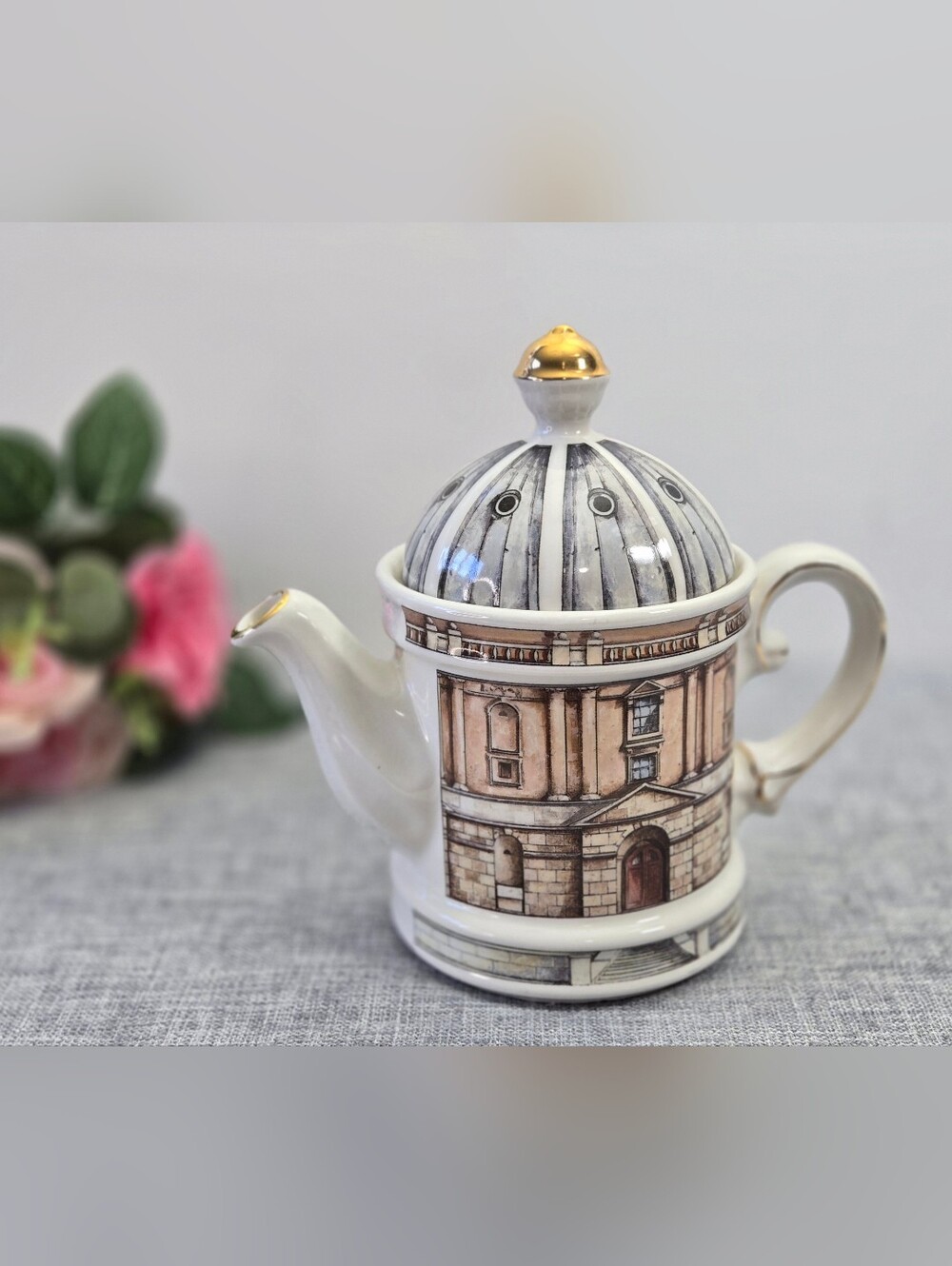 Vintage Radcliffe Camera Inspired Ceramic Teapot Past Times England